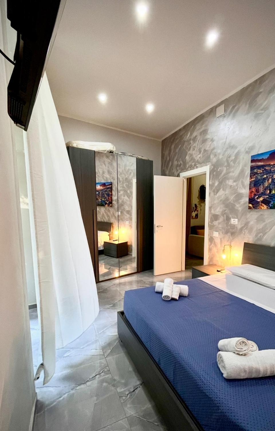 Evans Housee Naples